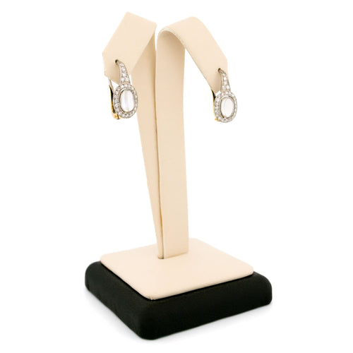 Boucles d'oreilles Boucles d'oreilles Platine Or grappe de Diamants et Pierre de Lune 58 Facettes 24D582833E2B4B0F85634FFA7DE88491