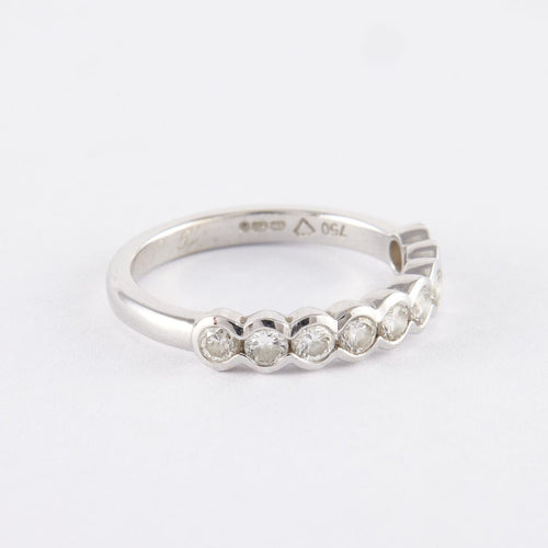 Bague Demi alliance en or gris, diamants, perles 58 Facettes