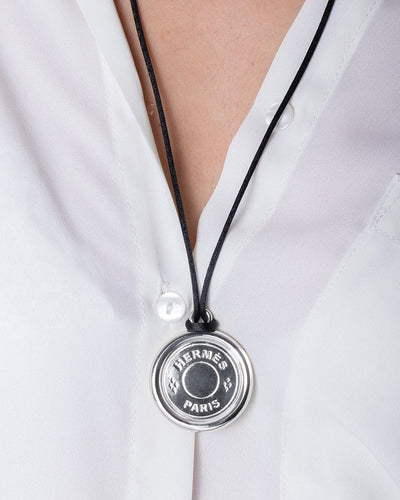 Collier Collier HERMES Clou de Selle en Argent 925/1000 58 Facettes 62129-58002