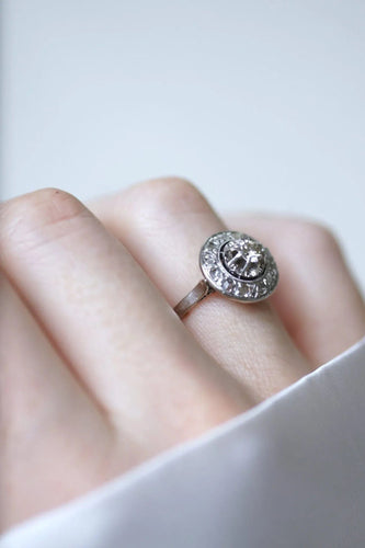 Bague 52 Bague cible Art Déco Or blanc Platine Diamants 58 Facettes