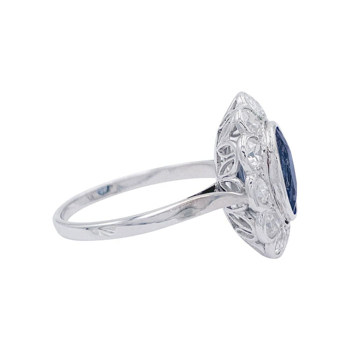 Bague 52 Bague Pompadour, or blanc, platine, saphir et diamants. 58 Facettes 32293