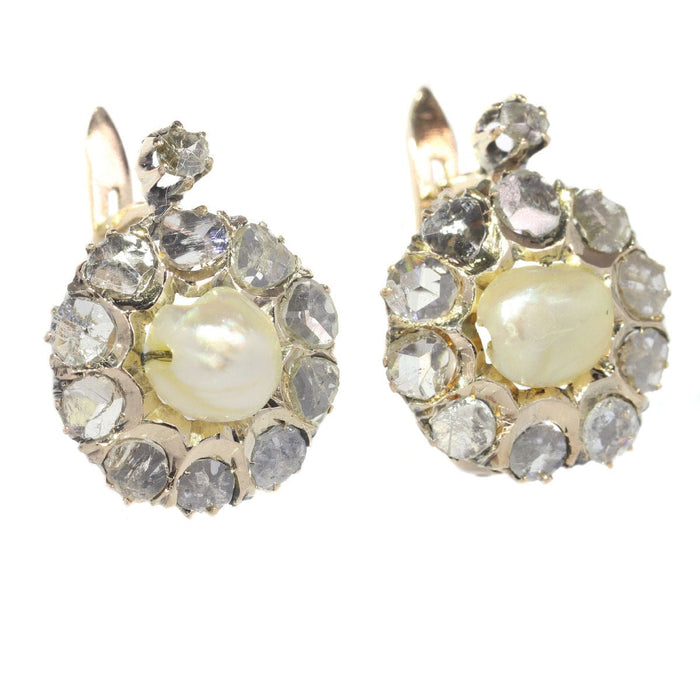 Boucles d'oreilles Boucles d'oreilles, diamants et perles naturelles 58 Facettes 20195-0130