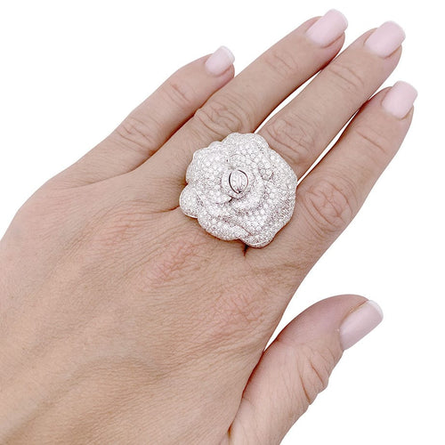 Bague 58 Bague "Rose" or blanc, diamants. 58 Facettes 33377