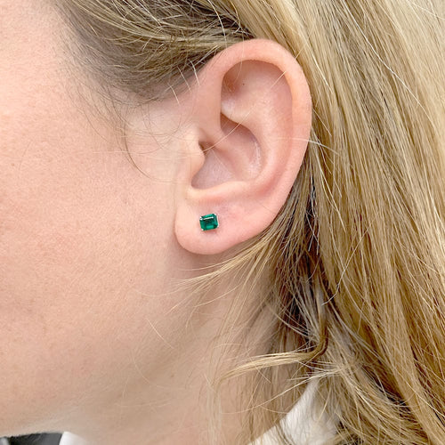 Boucles d'oreilles Boucles d'oreilles or blanc émeraudes. 58 Facettes 32093