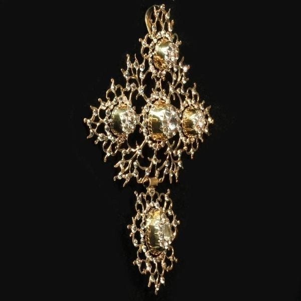 Pendentif Pendentif croix en or 58 Facettes 14161-0016