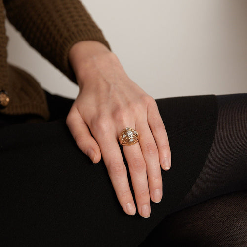 Bague 51 Bague Dôme, diamants, or jaune 58 Facettes