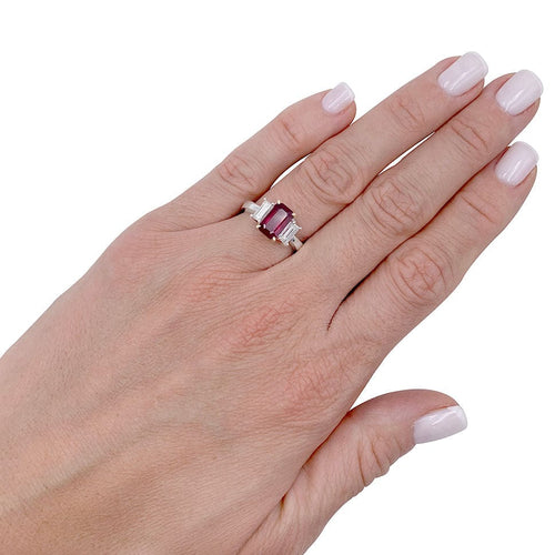 Bague 53 Bague deux ors, rubis et diamants. 58 Facettes 32369
