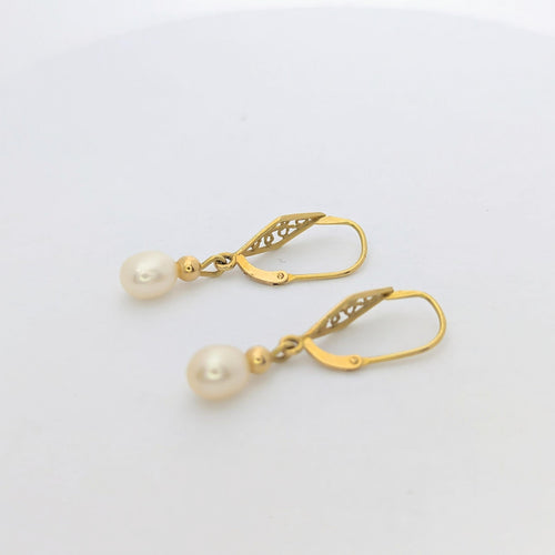 Boucles d'oreilles Boucles d'oreilles or jaune et perles 58 Facettes 27554