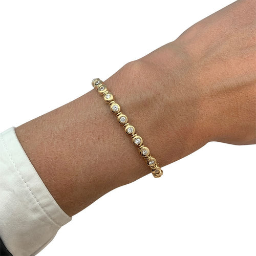 Bracelet Bracelet ligne diamants or jaune. 58 Facettes 31886