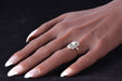Ring 52 Timeless decorative design: diamond, emerald and pearl ring 58 Facettes 23251-0359