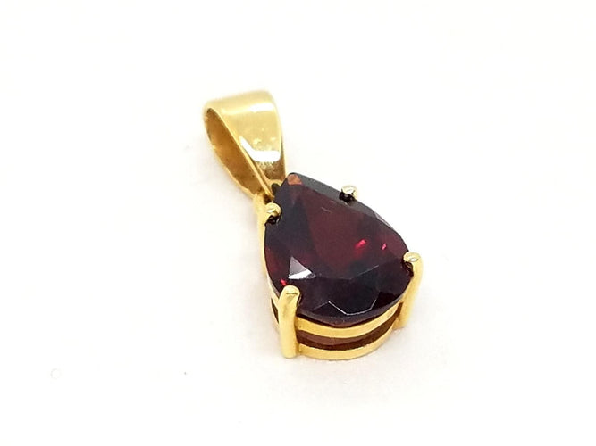 Pendentif Pendentif Or jaune Grenat 58 Facettes 06577CD
