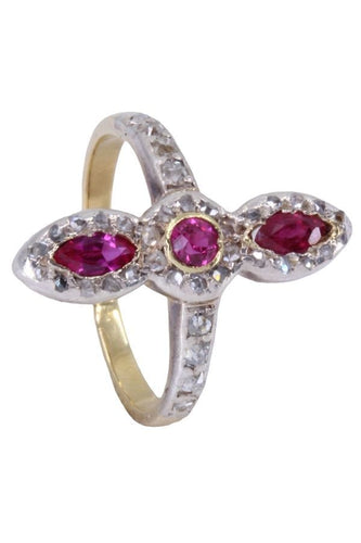 Bague BAGUE ART-NOUVEAU RUBIS ET DIAMANTS 58 Facettes 073021