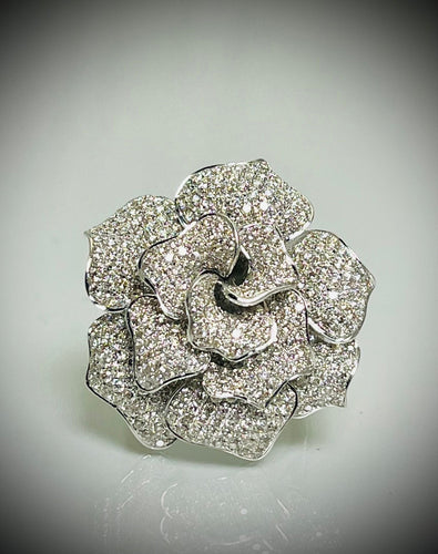 Bague Bague Camélia Diamants 58 Facettes f40lp25