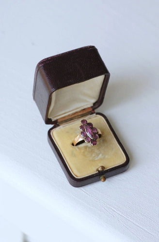 Bague Bague marquise or rose et grenats de Perpignan 58 Facettes