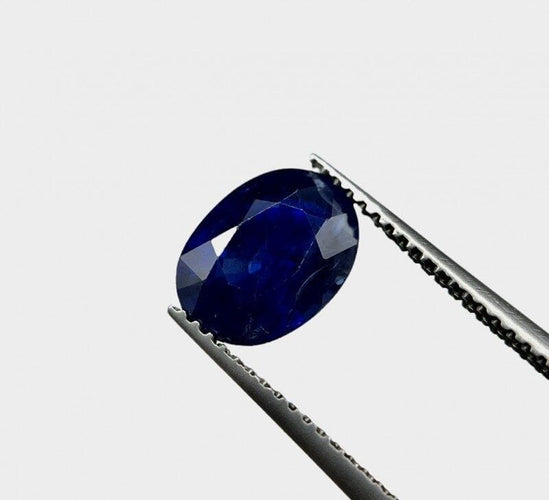 Gemstone Saphir bleu non chauffé 2.04cts 58 Facettes 207