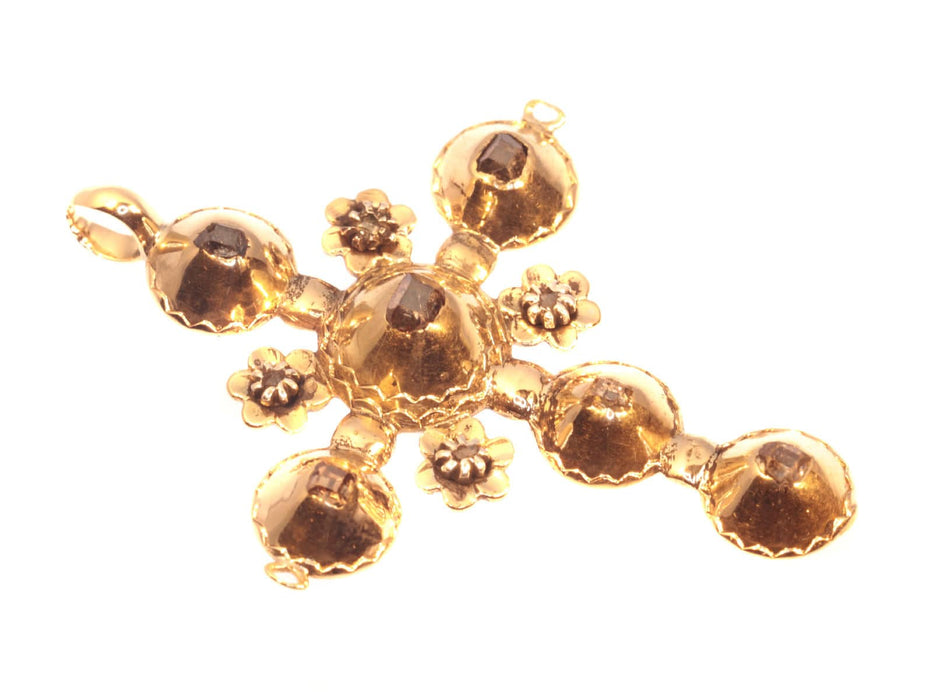 Pendentif Croix en or avec diamants 58 Facettes 20013-0058