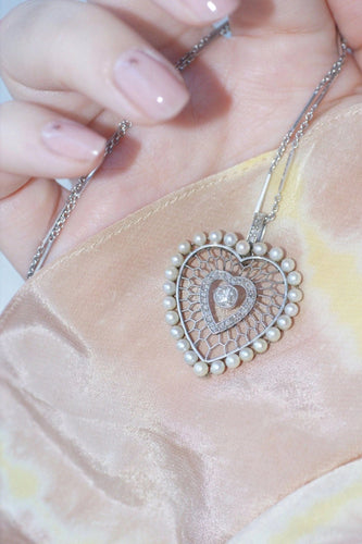 Collier Pendentif cœur diamants et perles en platine 58 Facettes
