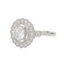 Bague 52 Bague marguerite en or blanc et diamants. 58 Facettes 31236