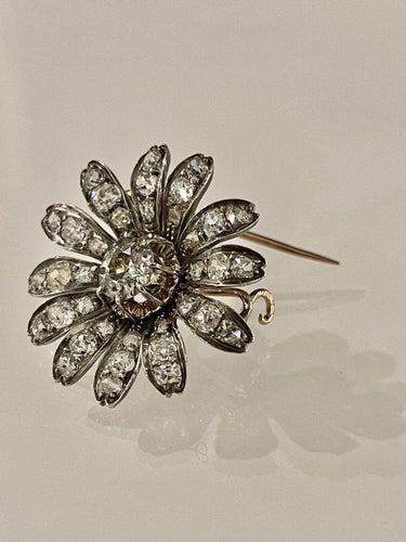 Broche Broche Fleur Diamants Taille Ancienne 58 Facettes 1067847