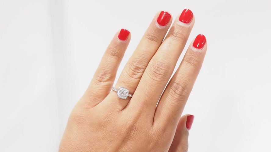 Bague 53 Solitaire en Or blanc et diamants 58 Facettes 31789/31786