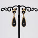 Onyx and fine pearl drop earrings 58 Facettes 23-184