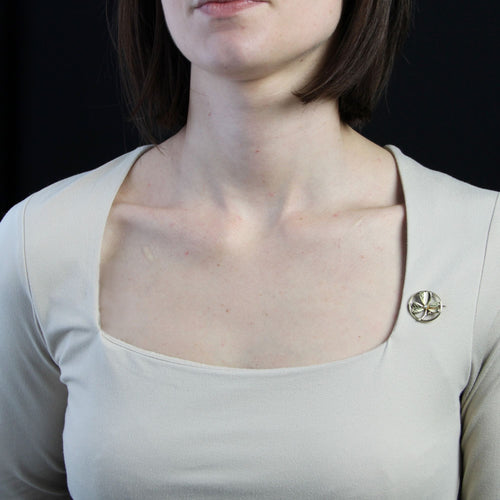 Broche Broche de col or jaune trèfle perle 58 Facettes CVBR63