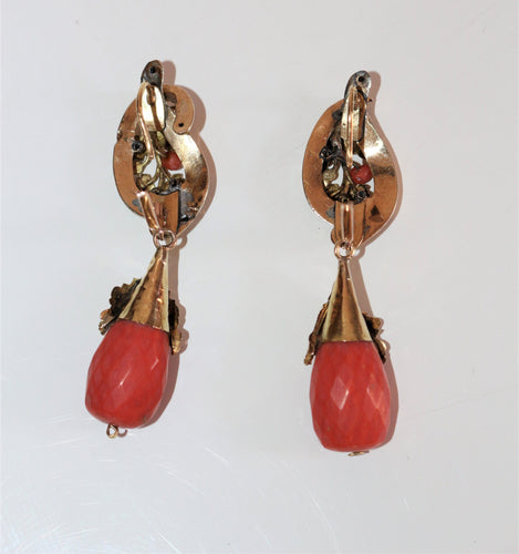 Boucles d'oreilles Pendants d'oreilles or et corail Napoléon III 58 Facettes 474