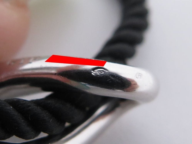 Collier collier FRED pendentif mouvemente or blanc 18k diamant cordon noir t50 58 Facettes 250364