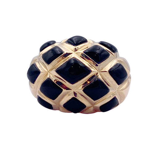 Ring 53 Chanel ring, yellow gold, onyx. 58 Facettes 32937