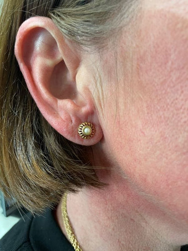 Boucles d'oreilles CLOUS ANCIENS PERLES 58 Facettes 059461