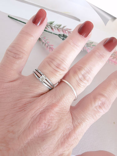 Bague Bague ancienne solitaire or gris, diamant 58 Facettes AA 1547