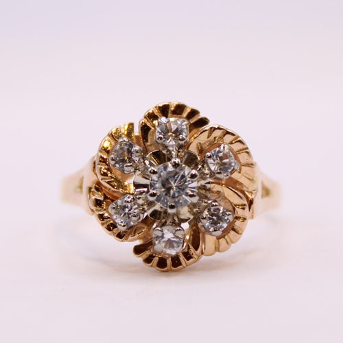 Bague Bague florale Pierres blanches, Or jaune 58 Facettes