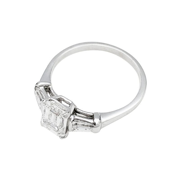 Bague 54 Bague diamant taille émeraude 1.50 cts. 58 Facettes 30785