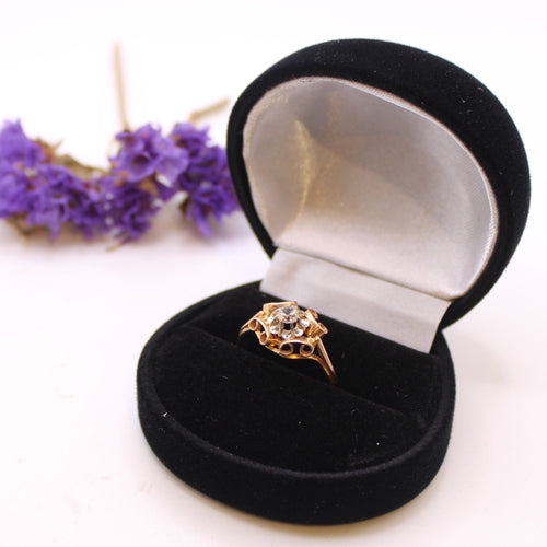 Bague Bague or jaune, pierre blanche 58 Facettes