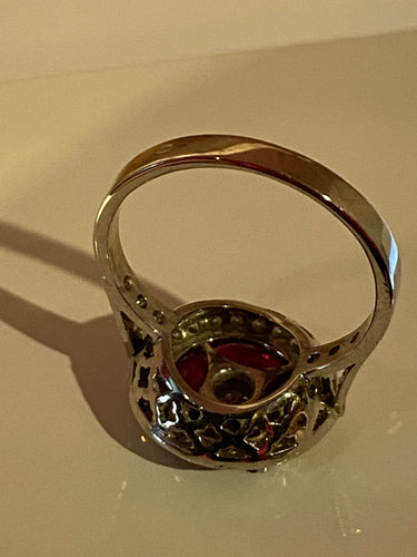 Bague Bague en Or jaune, Rubis navettes & diamants 58 Facettes