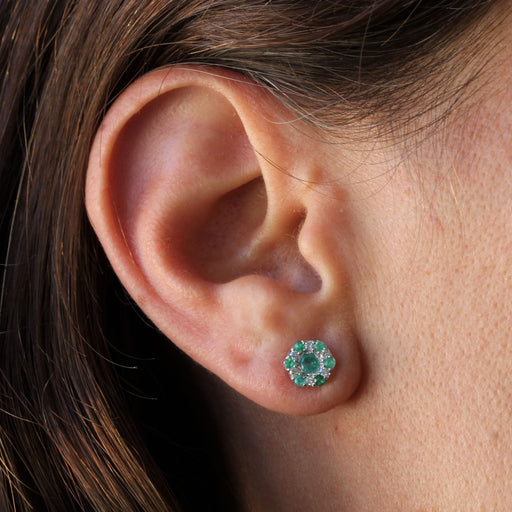 Boucles d'oreilles Puces d'oreilles émeraudes diamants 58 Facettes 21-513