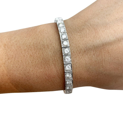 Bracelet Bracelet ligne diamants en or blanc. 58 Facettes 30661