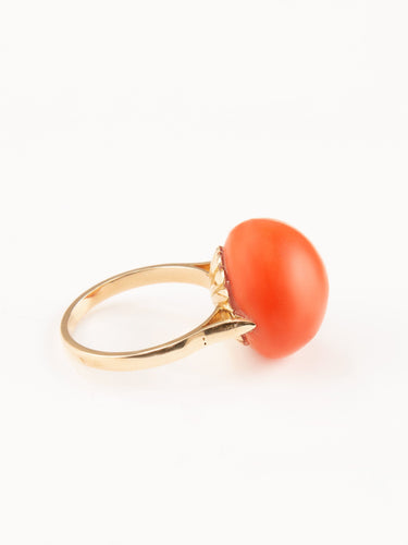 Bague Bague en or jaune et corail 58 Facettes