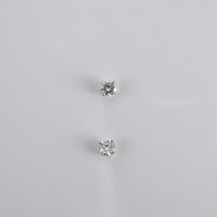 Boucles d'oreilles Boucles d'oreilles Puces Diamants 58 Facettes 1.12443
