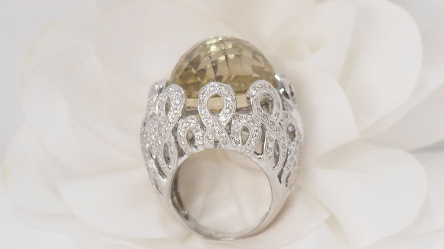 Bague 52.5 Bague en or blanc diamants et citrine 58 Facettes 30957