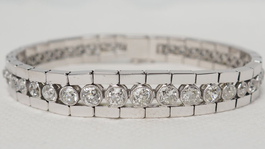 Bracelet 17cm Bracelet rivière ancien en or blanc et diamants 58 Facettes 32319
