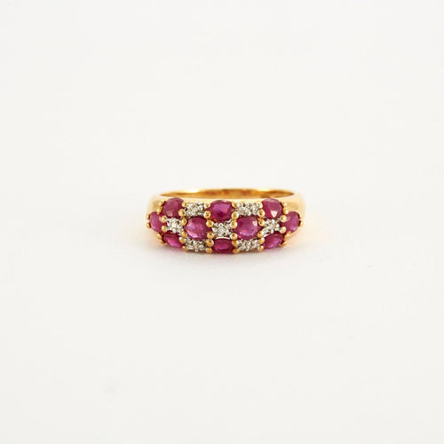 Bague 56 Bague Rubis navette et petits diamants 58 Facettes
