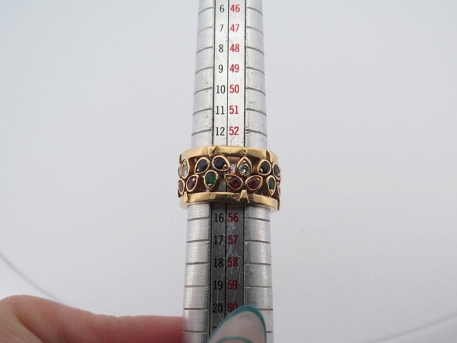 Bague 54 CARTIER - Bague "Rivière" or jaune, diamants, saphirs, rubis & émeraudes 58 Facettes 245801