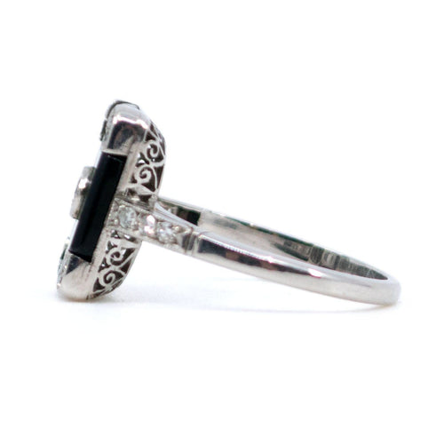 Bague Bague Art Déco Onyx Diamants 58 Facettes 283515B624A545CBB2833D855843D533