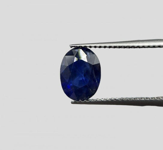 Gemstone Saphir bleu non chauffé 2.04cts 58 Facettes 207