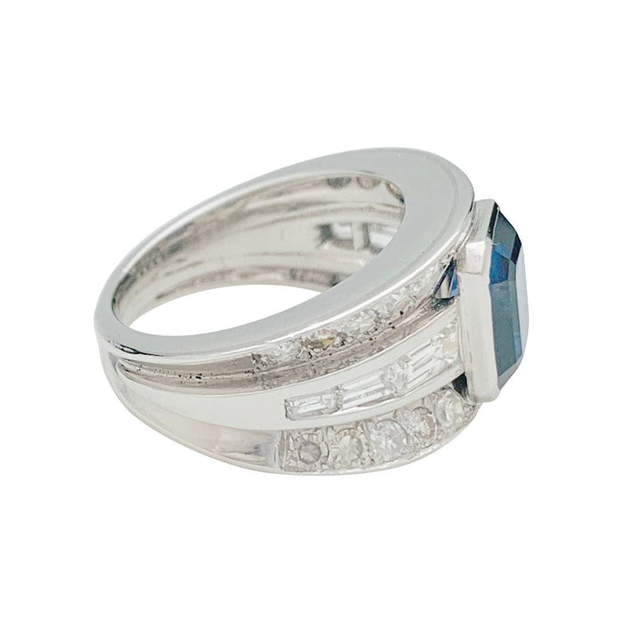 Bague 53 Bague saphir en or blanc, diamants. 58 Facettes 31189