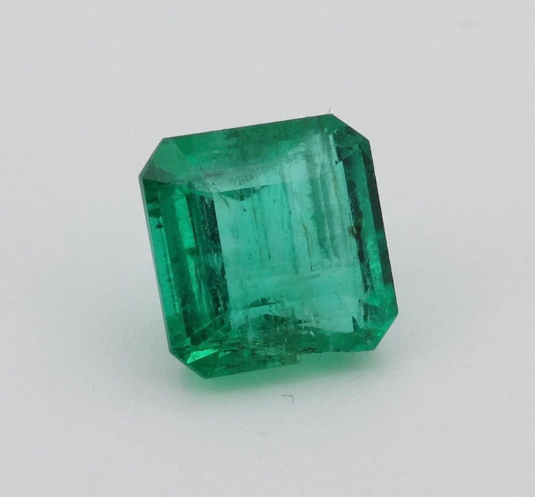 Gemstone Emeraude 1.24cts du Brésil 58 Facettes 181