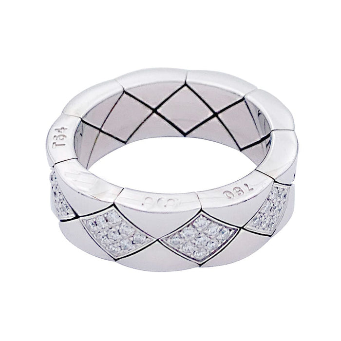 Bague 54 Bague Chanel, "Matelassé", or blanc et diamants. 58 Facettes 32644
