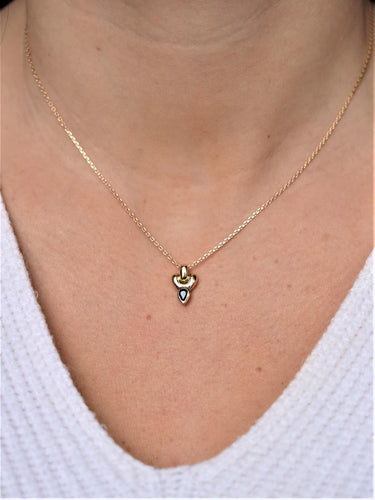 Collier Collier Pendentif Or jaune Saphir 58 Facettes 2218725CN