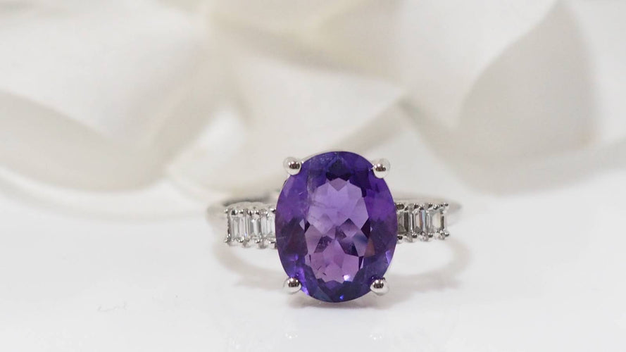 Bague 53 Bague or blanc améthyste et diamants 58 Facettes 30951